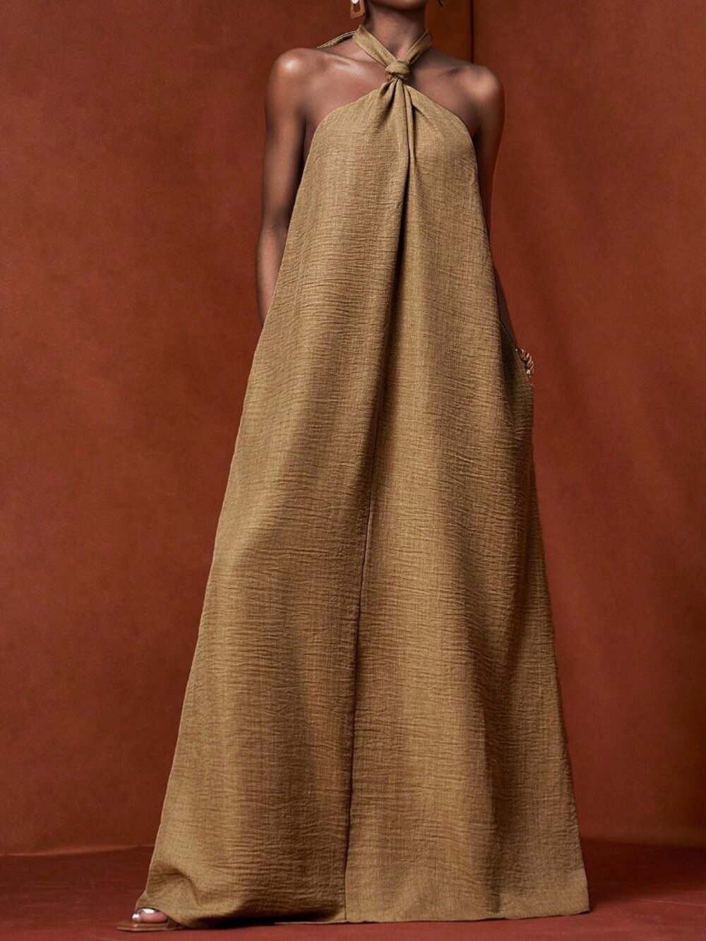 Brown Casual Women's Halter Knot Neck Open Back Maxi Dress With Pockets - Picture 4 of 7